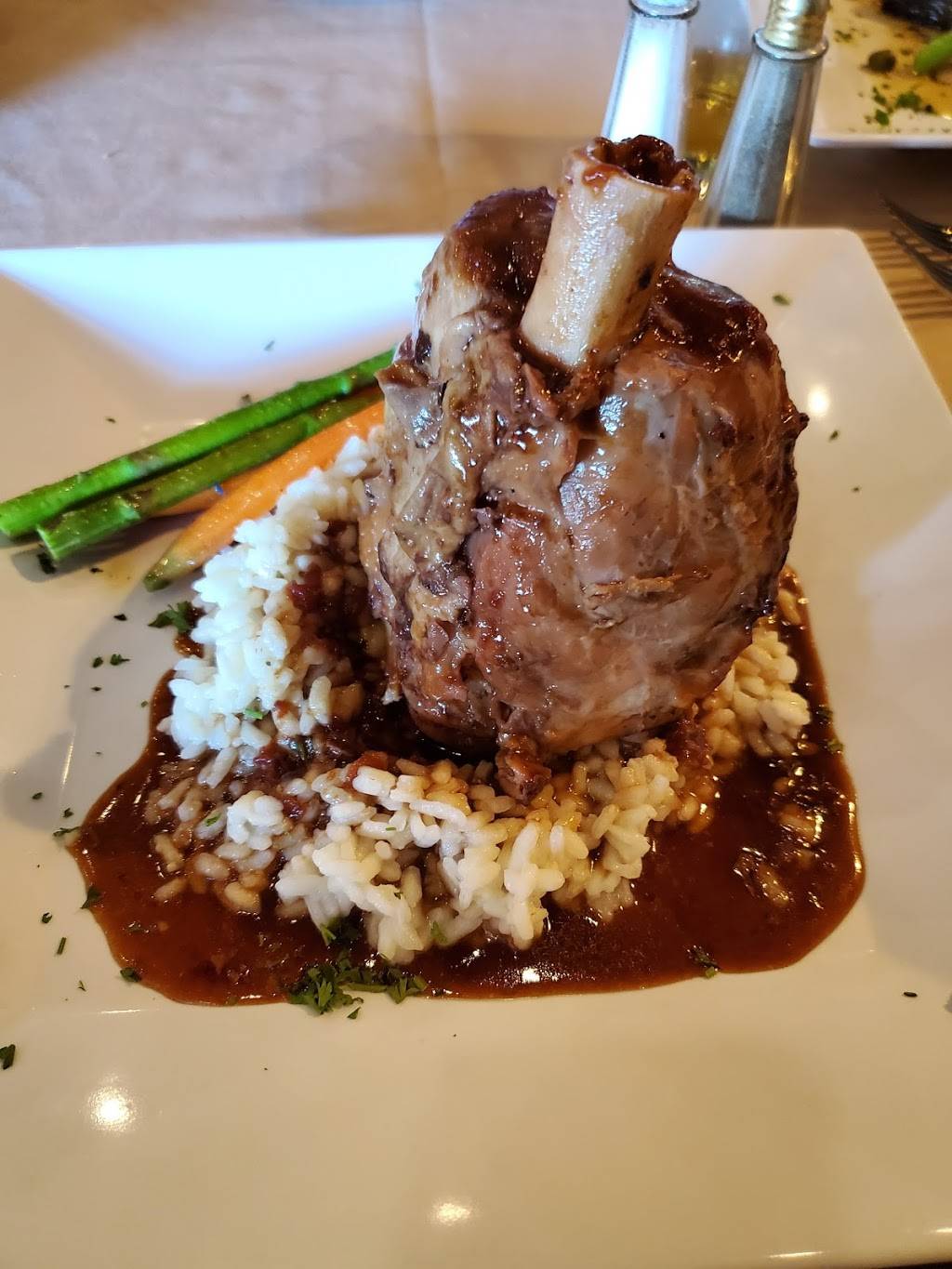 Fratellis | restaurant | 181 Main St, Derby, CT 06418, USA | 2035165604 OR +1 203-516-5604