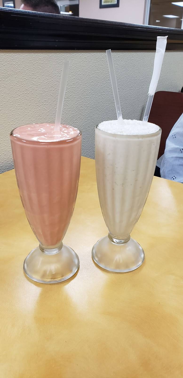 Rey’s Pizza | restaurant | 1166 W 68th St, Hialeah, FL 33014, USA | 3053622500 OR +1 305-362-2500