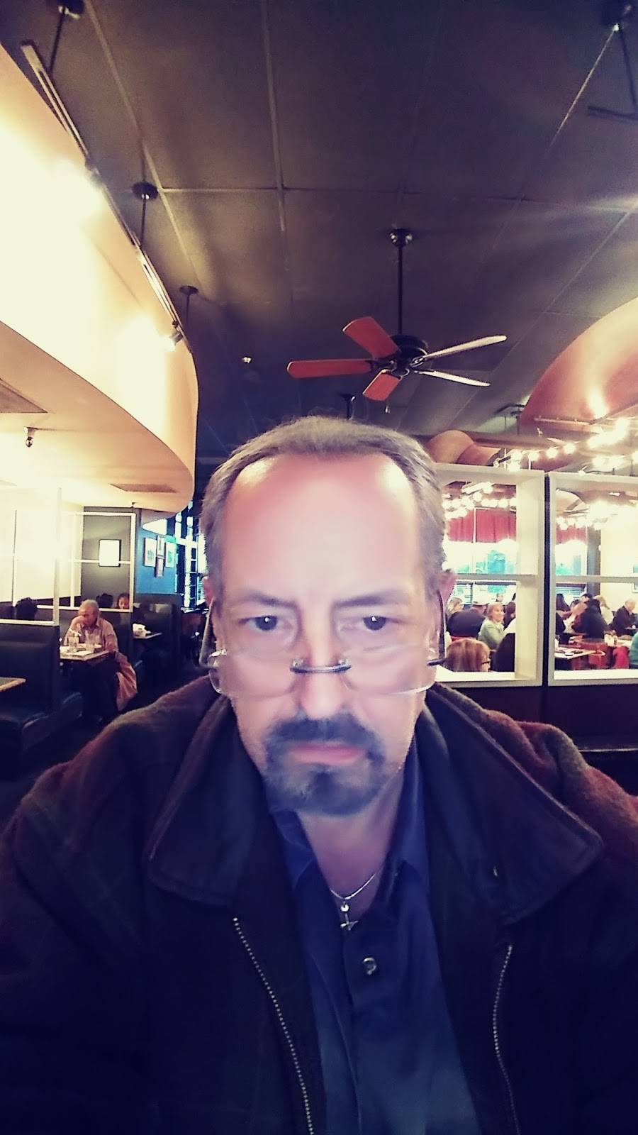 T J Elliotts Restaurant | restaurant | 6814 Laurel Bowie Rd, Bowie, MD 20715, USA | 3012626282 OR +1 301-262-6282