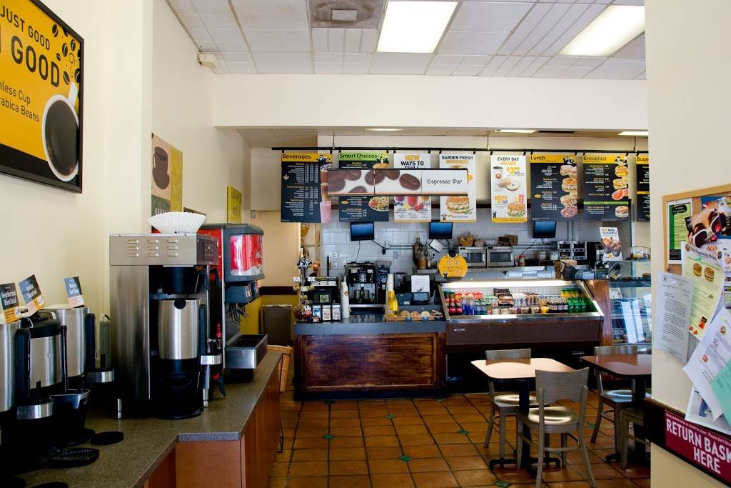 Einstein Bros. Bagels | bakery | 9929 S Military Trail, Boynton Beach, FL 33436, USA | 5613641599 OR +1 561-364-1599