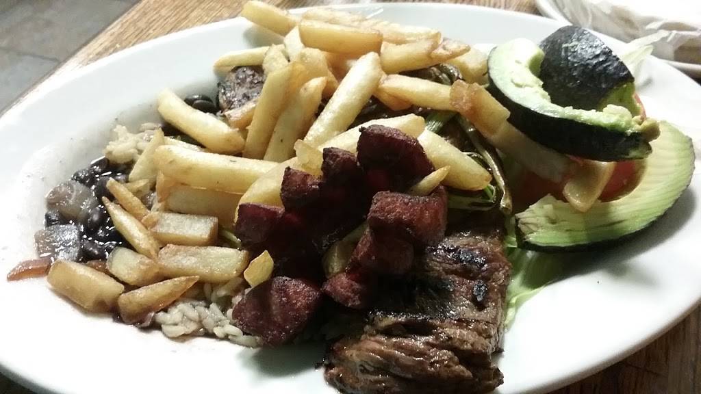 Guanachapis Restaurant | restaurant | 273 Moody St, Waltham, MA 02453, USA | 7817888590 OR +1 781-788-8590