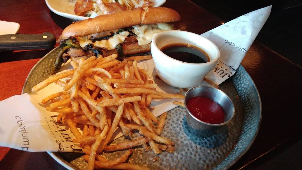 Claim Jumper Restaurants | restaurant | 3500 W Olive Ave Suite 105, Burbank, CA 91505, USA | 8182600505 OR +1 818-260-0505