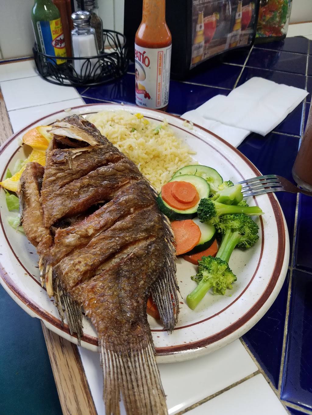 Mariscos Colima | restaurant | 11314 Vanowen St, North Hollywood, CA 91605, USA | 8184870880 OR +1 818-487-0880