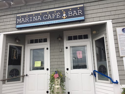 Jamestown Marina Cafe and Bar | restaurant | 3 E Ferry Wharf, Jamestown, RI 02835, USA | 4015604146 OR +1 401-560-4146