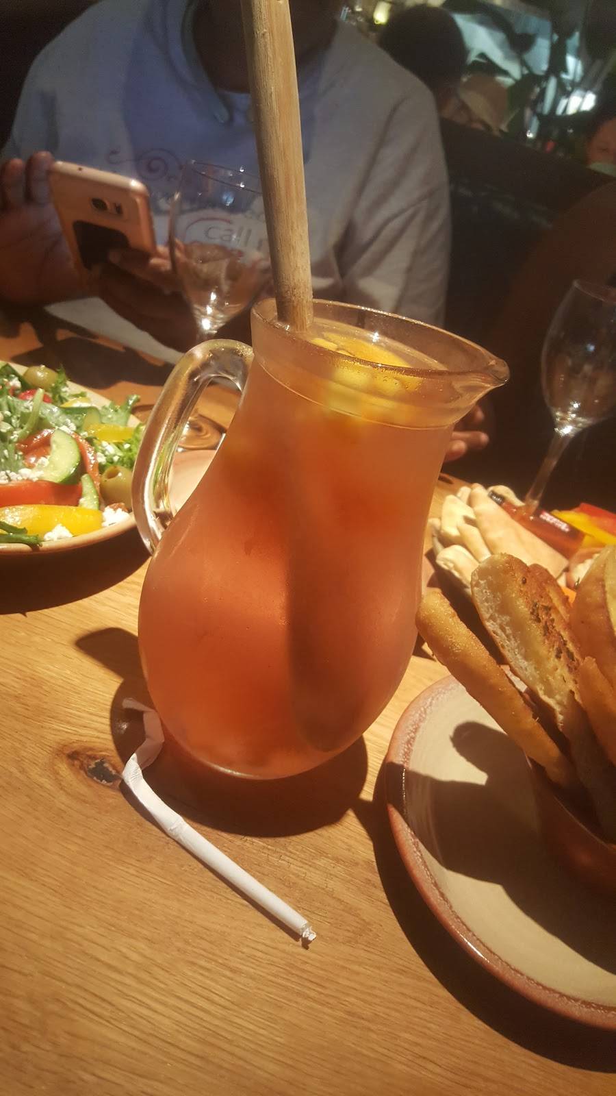 Nandos PERi-PERi | restaurant | 1447 E 53rd St, Chicago, IL 60615, USA | 7736755261 OR +1 773-675-5261