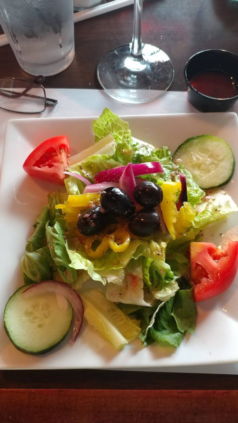 Portofinos Italian Kitchens | restaurant | 6742 Memorial Hwy, Tampa, FL 33615, USA | 8134430595 OR +1 813-443-0595