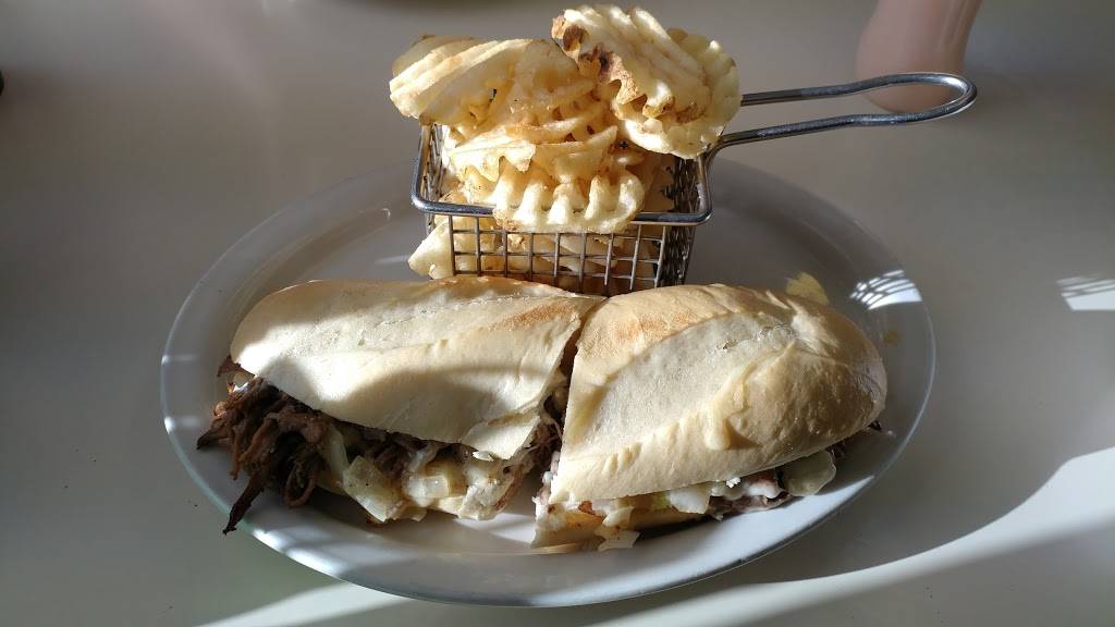 Virgs | restaurant | 4025 UT-36, Tooele, UT 84074, USA | 4358339988 OR +1 435-833-9988