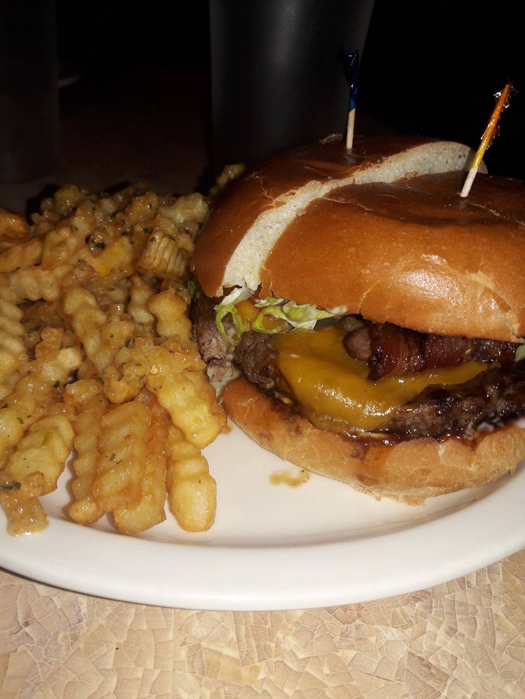 La Garza Restaurant | restaurant | 224 E St, Waterford, CA 95386, USA | 2098749560 OR +1 209-874-9560