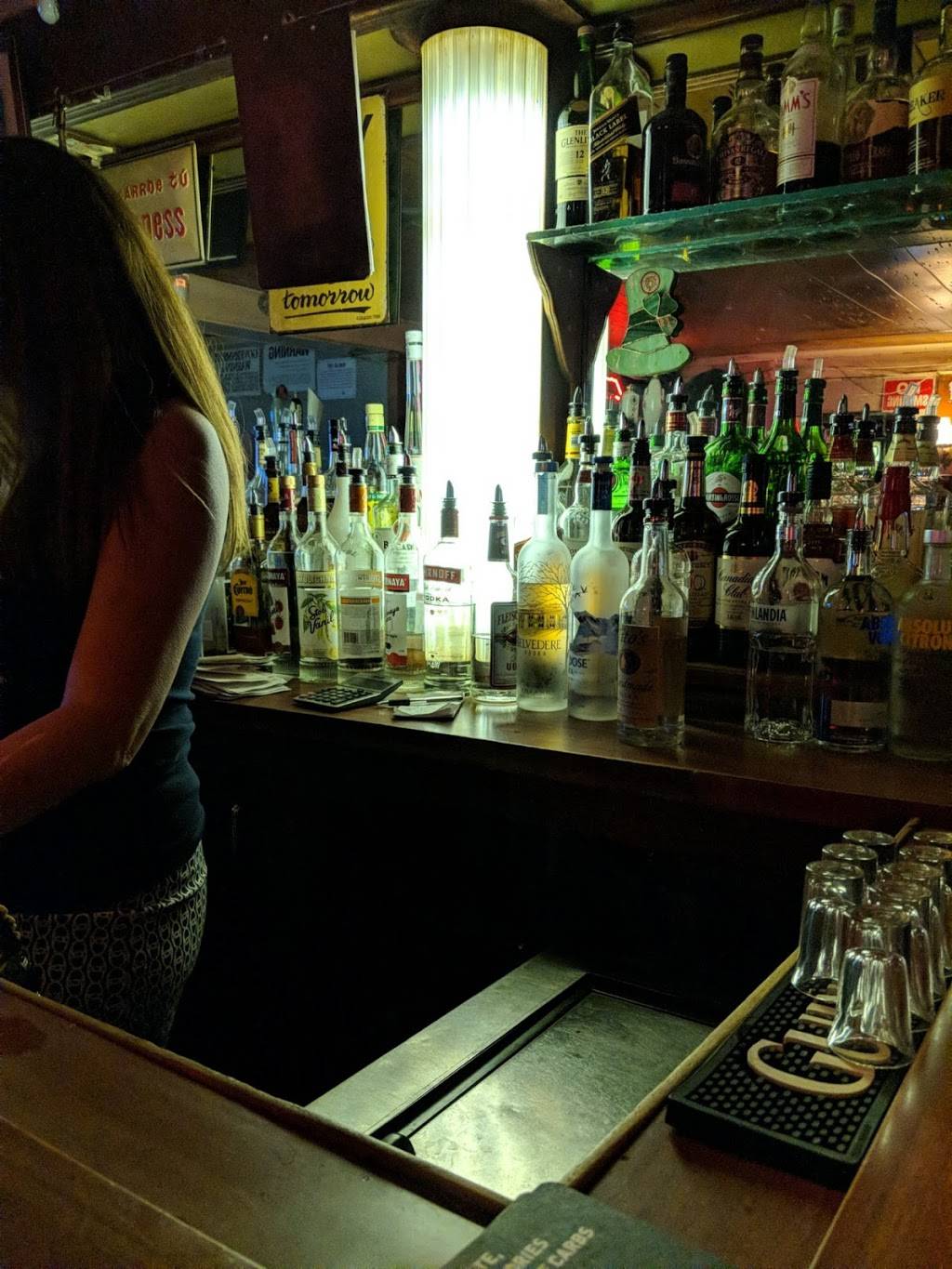 K C Gallaghers | restaurant | 325 Sea Cliff Ave, Sea Cliff, NY 11579, USA | 5166560996 OR +1 516-656-0996