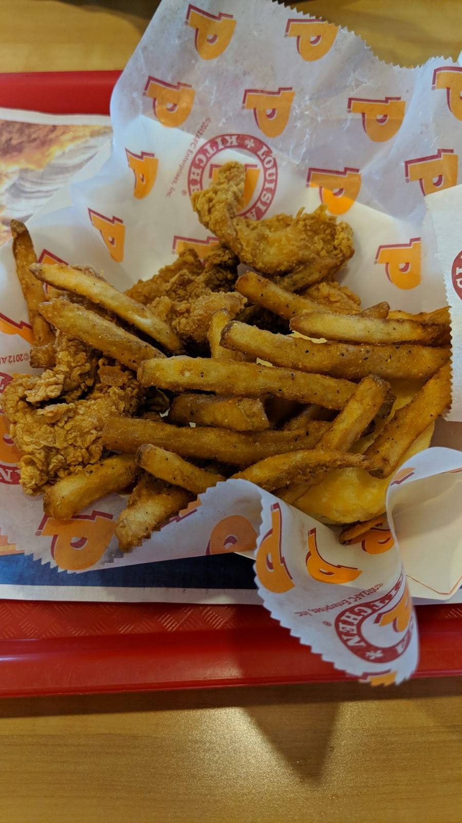 Popeyes Louisiana Kitchen | restaurant | 435 S River Rd, Des Plaines, IL 60016, USA | 2249389199 OR +1 224-938-9199