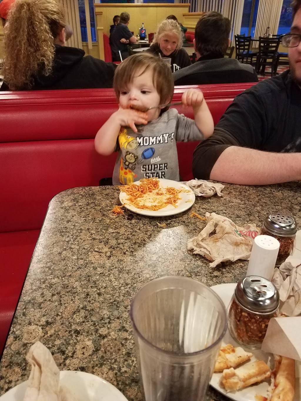 Gambinos Pizza | meal delivery | 1400 Main St, Winfield, KS 67156, USA | 6202292278 OR +1 620-229-2278