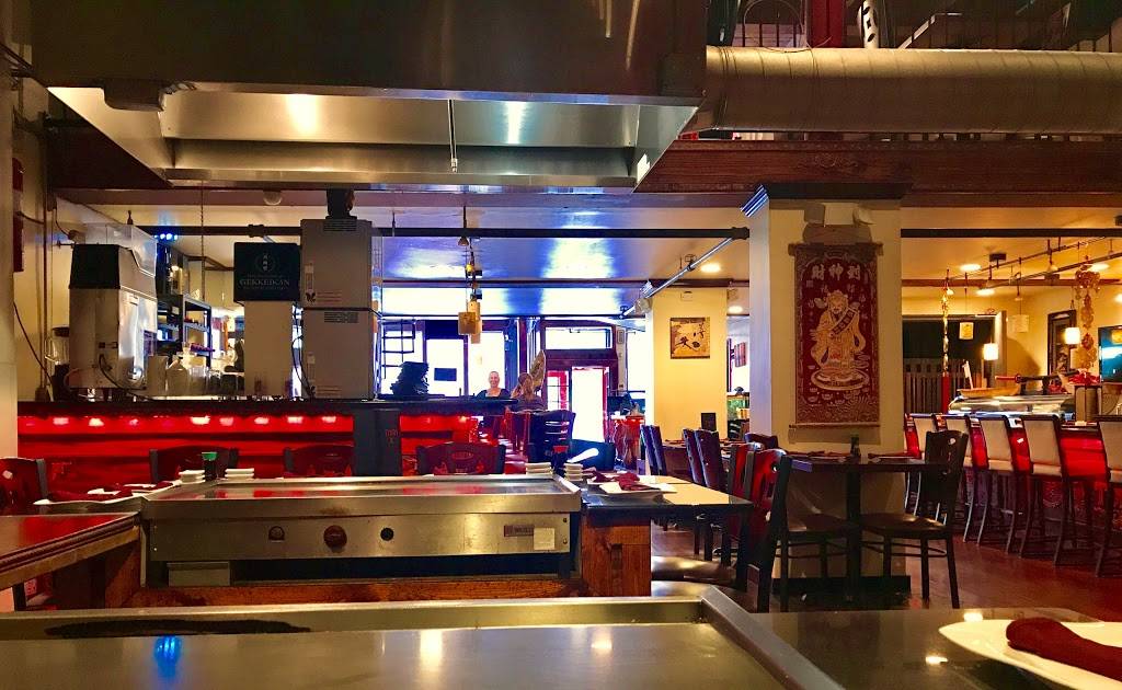 TOMO Sushi & Hibachi Restaurant | night club | 1293 W 9th St, Cleveland, OH 44113, USA | 2166964444 OR +1 216-696-4444