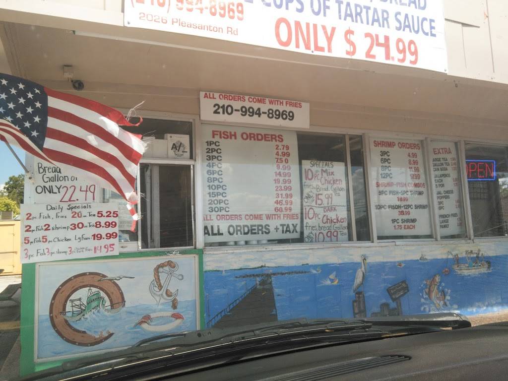 Capn Jims Fish & Chicken to Go | restaurant | 2026 Pleasanton Rd, San Antonio, TX 78221, USA | 2109948969 OR +1 210-994-8969