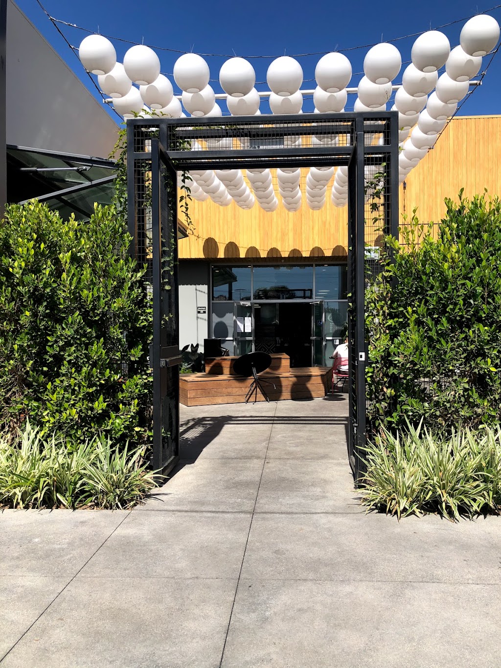 PhoHolic 2 | restaurant | 12829 Beach Blvd, Stanton, CA 90680, USA | 6573489999 OR +1 657-348-9999