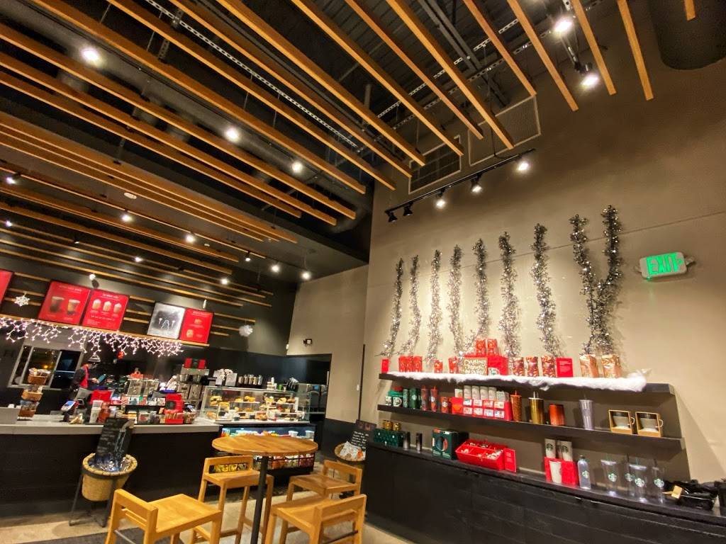 Starbucks | cafe | 8851 Destination Dr #100, Broomfield, CO 80021, USA | 3034641573 OR +1 303-464-1573