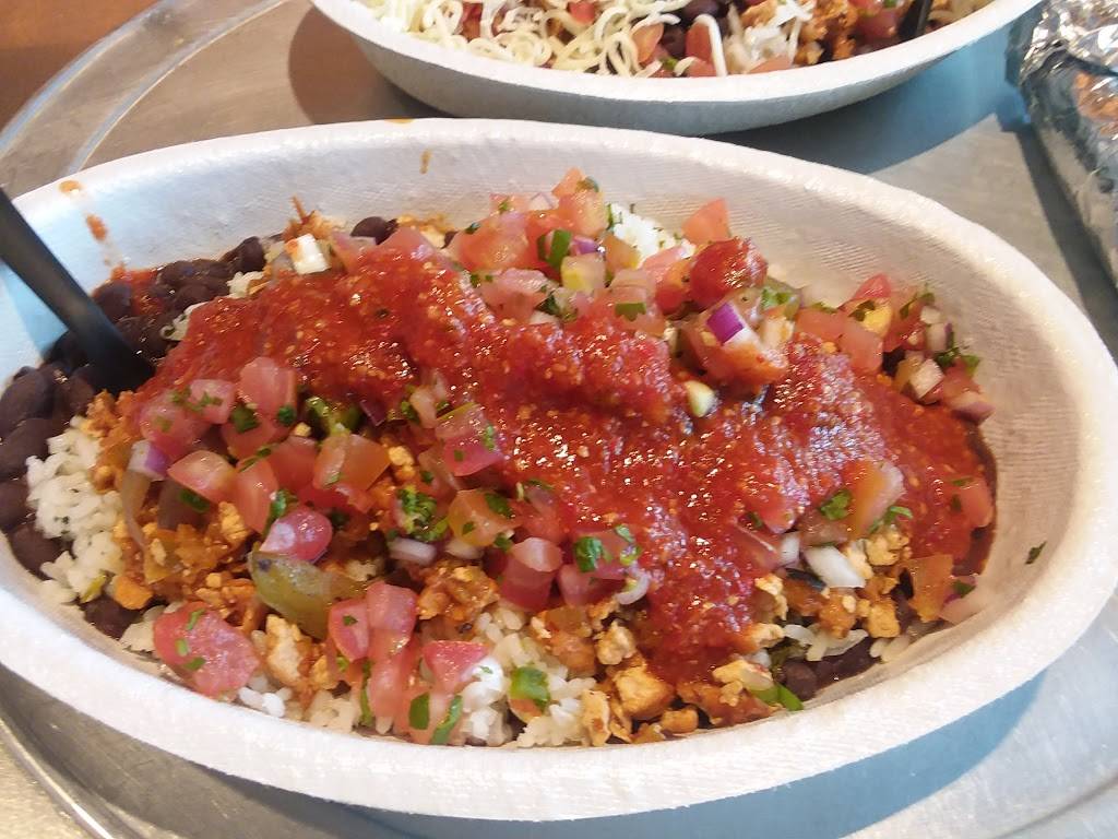 Chipotle Mexican Grill | restaurant | 5224 N Broadway Ste 102, Chicago, IL 60640, USA | 7738781132 OR +1 773-878-1132