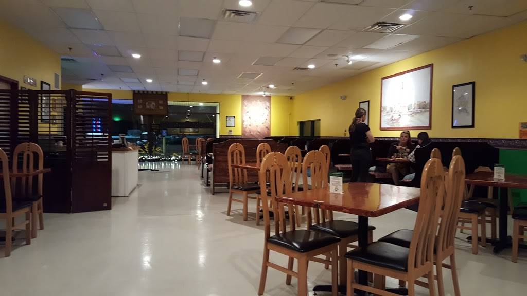 Daw Kun Thai | restaurant | 2626 Brown Ave, Manchester, NH 03103, USA | 6032320699 OR +1 603-232-0699