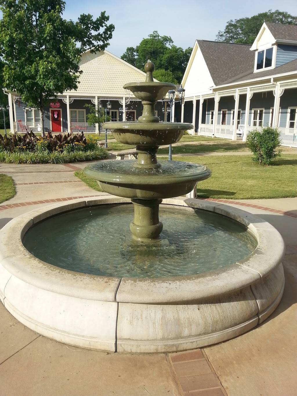 Hot Rods Diner | restaurant | 208 Village Circle, Social Circle, GA 30025, USA | 7704643464 OR +1 770-464-3464