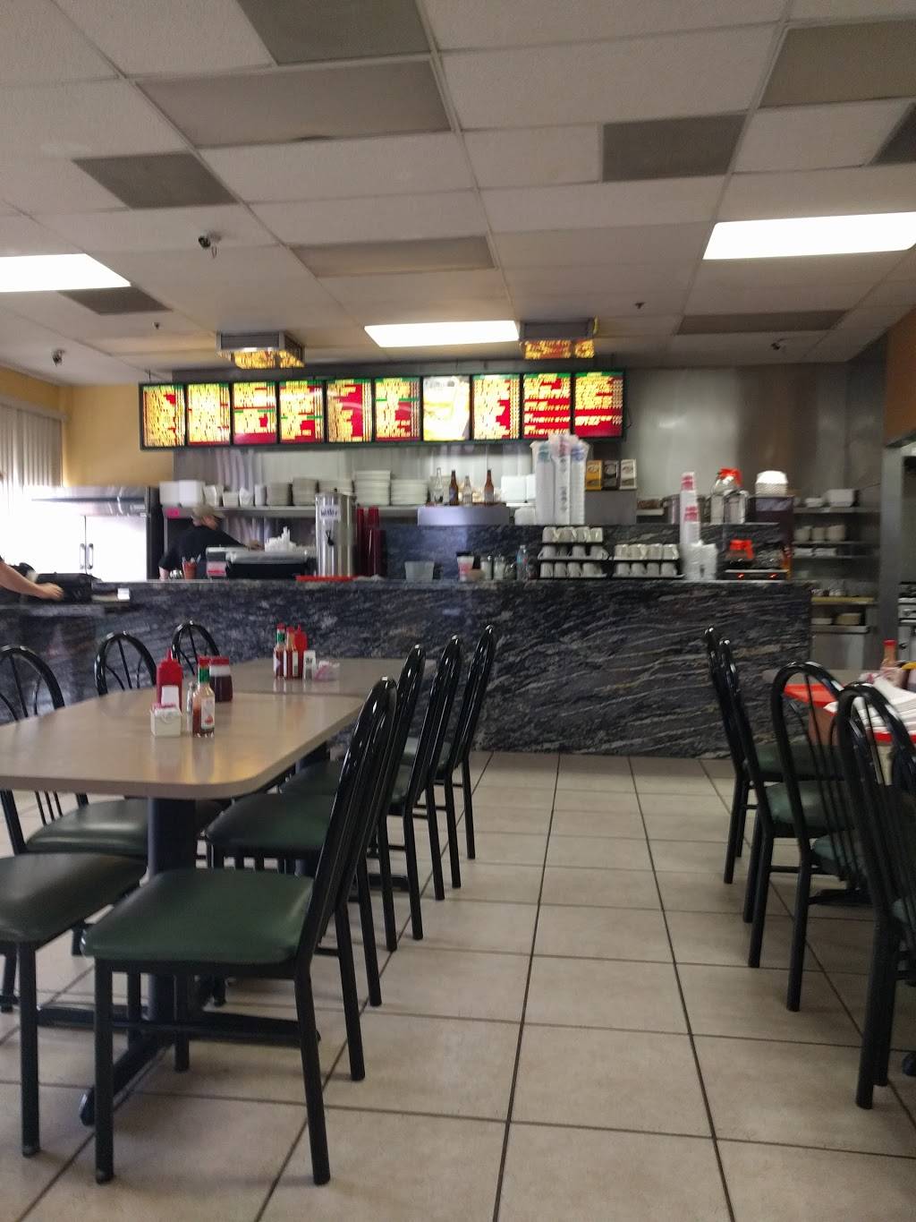 Maxcys Grill | restaurant | 5593, 46767 Monroe St #104, Indio, CA 92201, USA | 7603470219 OR +1 760-347-0219