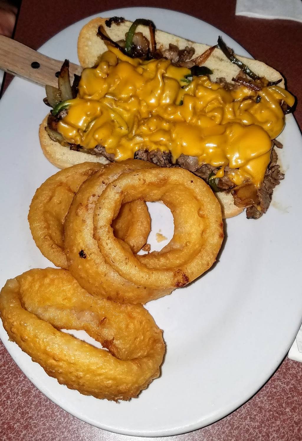 Mikes Bar & Grille | restaurant | 130 Front St, Berea, OH 44017, USA | 4402342300 OR +1 440-234-2300