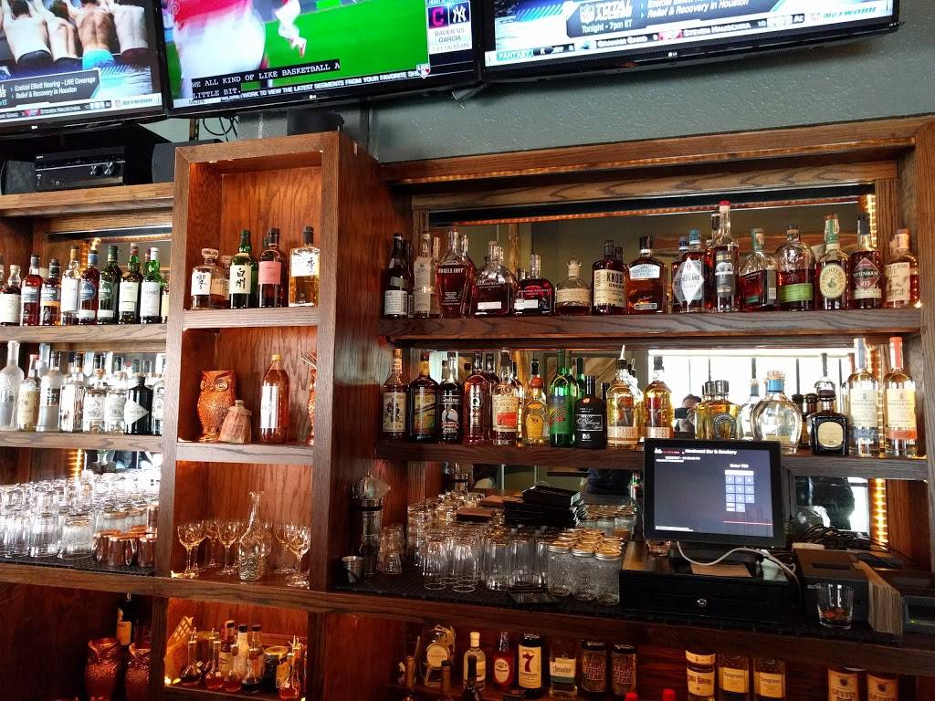 Hardwood Bar & Smokery | restaurant | 680 8th St Ste. 170, San Francisco, CA 94103, USA | 4157962437 OR +1 415-796-2437