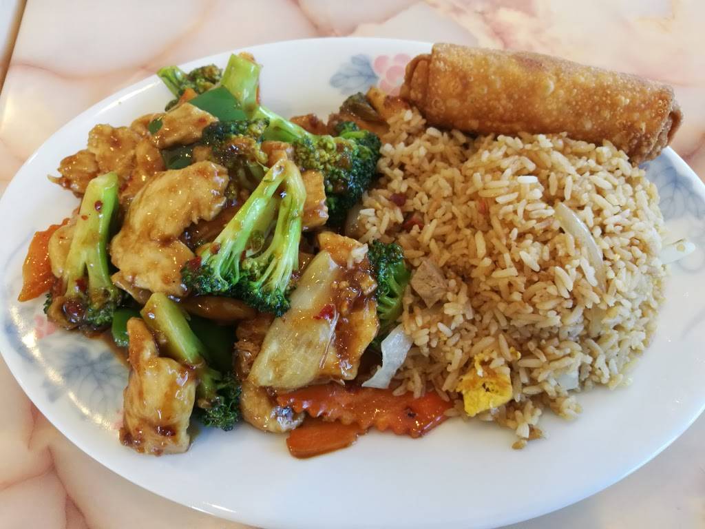 Jackie Chens Asian Diner | meal takeaway | 2199 Brookpark Rd, Cleveland, OH 44134, USA | 2167390988 OR +1 216-739-0988