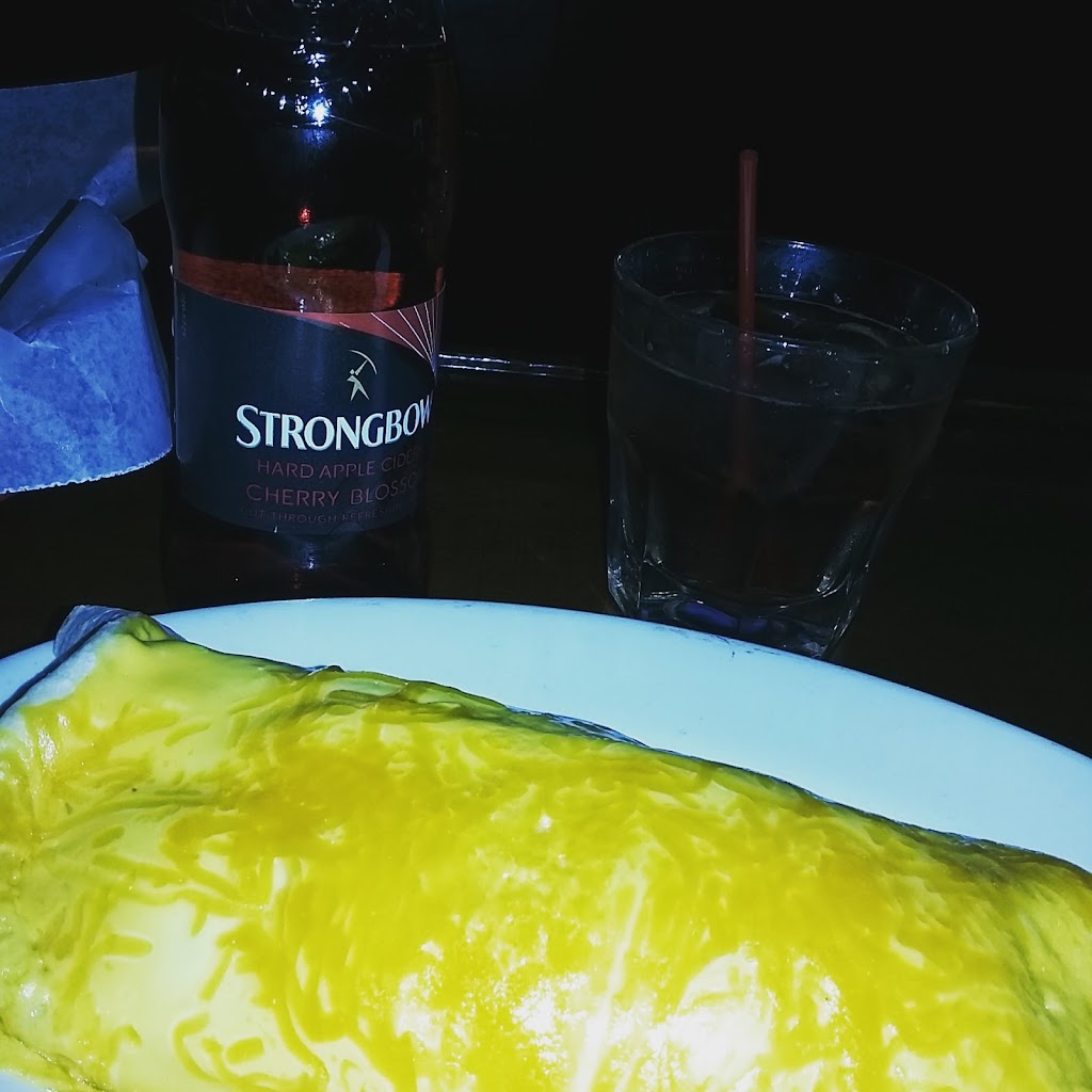 Hooeys Tavern | restaurant | 633 N 12th St, Quincy, IL 62301, USA | 2172239906 OR +1 217-223-9906