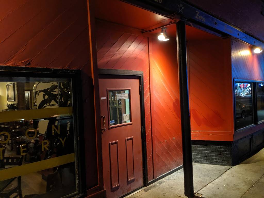 Tracys Saloon & Eatery | restaurant | 2207 E Franklin Ave, Minneapolis, MN 55404, USA | 6123321865 OR +1 612-332-1865