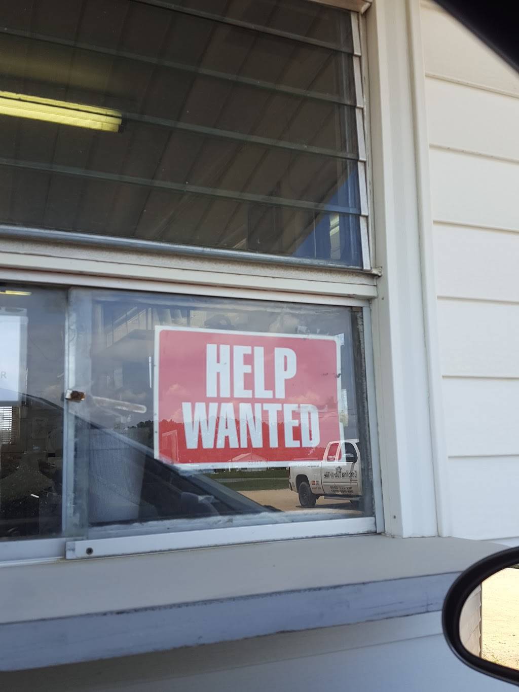 Georges Grill | restaurant | 2394 US-13, Goldsboro, NC 27534, USA | 9197780859 OR +1 919-778-0859