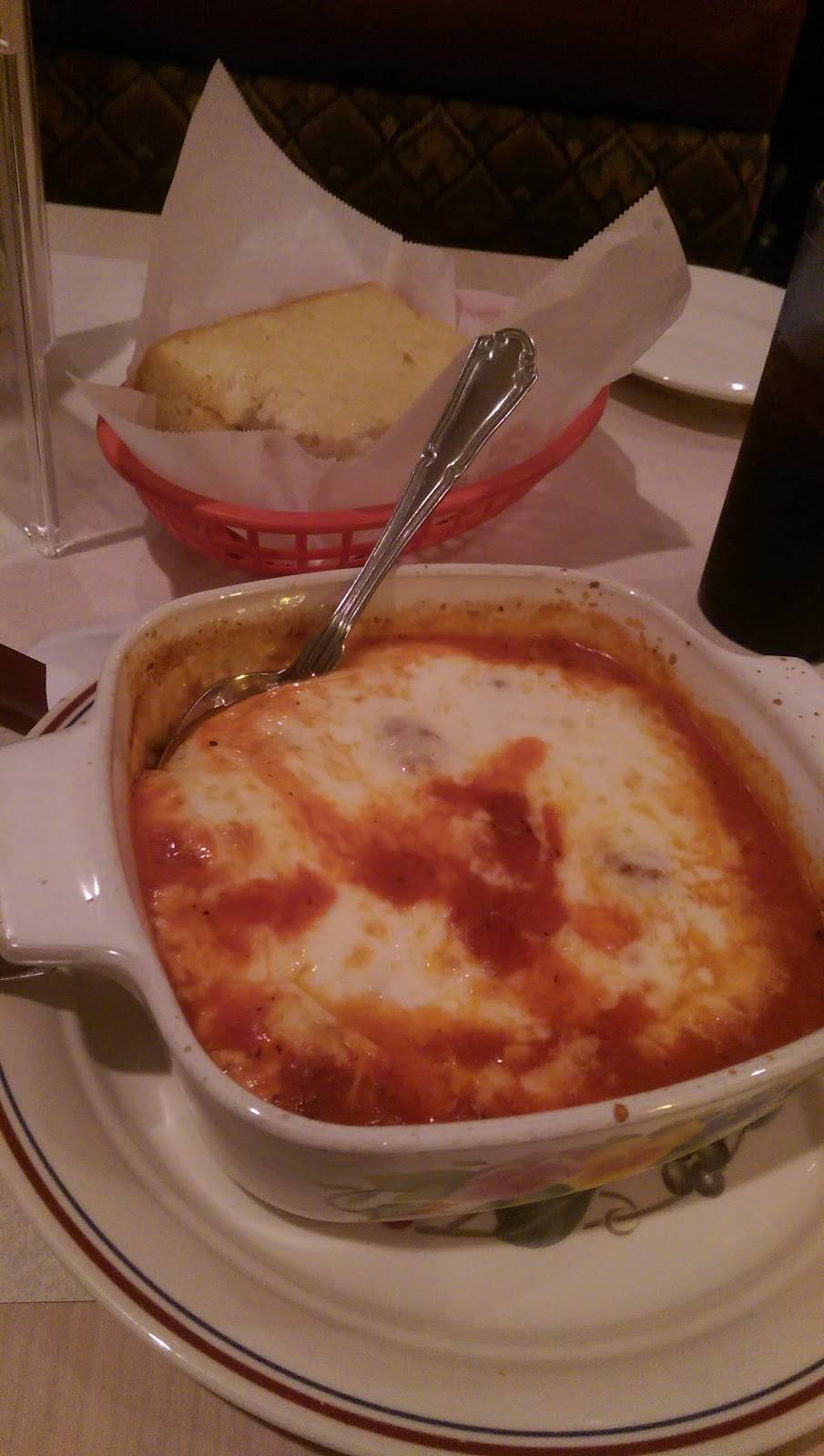 Leahs Italian Restaurant | restaurant | S63W13640 W Janesville Rd, Muskego, WI 53150, USA | 4144256161 OR +1 414-425-6161