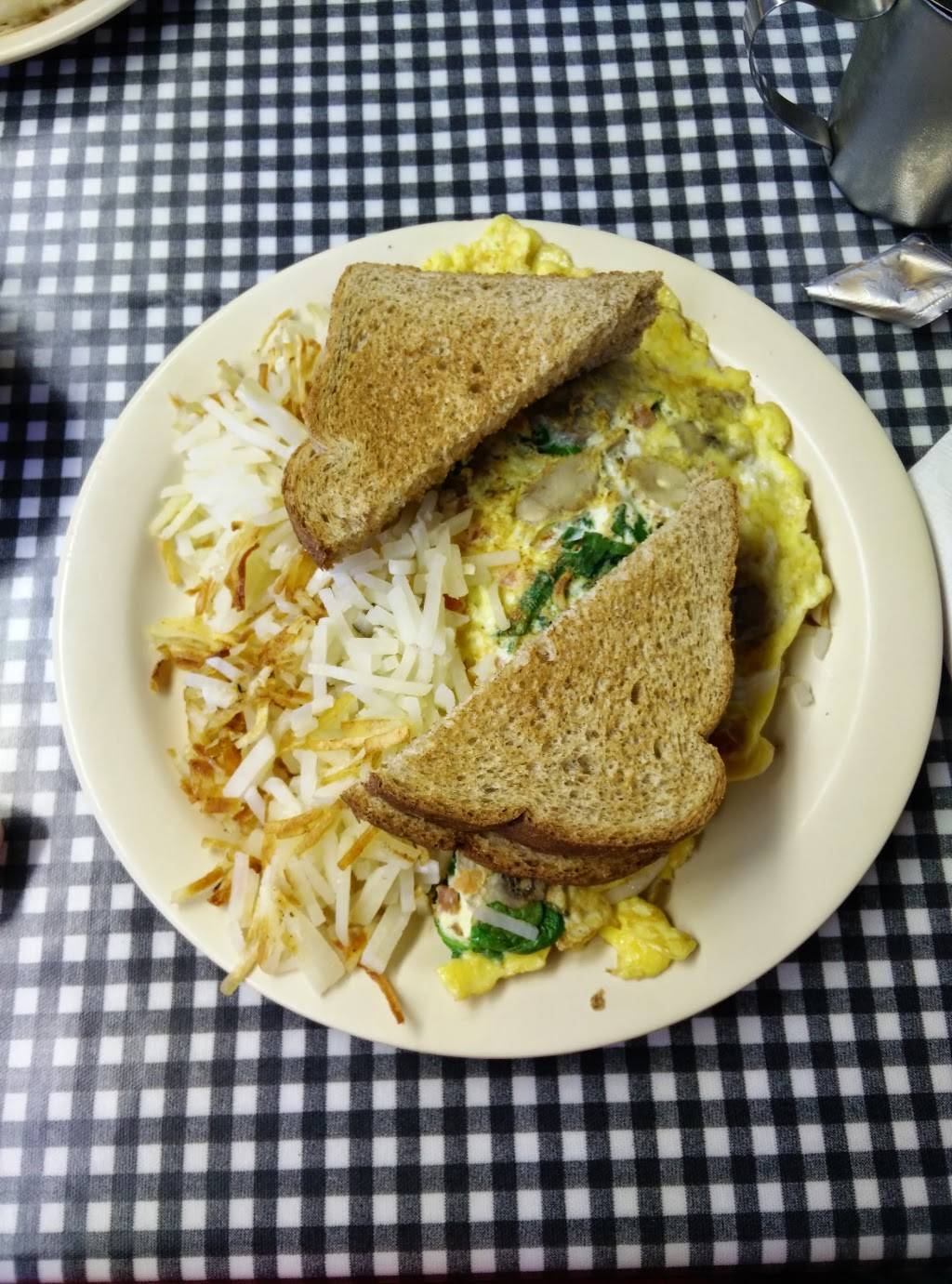 Union Station Diner | restaurant | 512 E San Antonio St, New Braunfels, TX 78130, USA | 8306271727 OR +1 830-627-1727