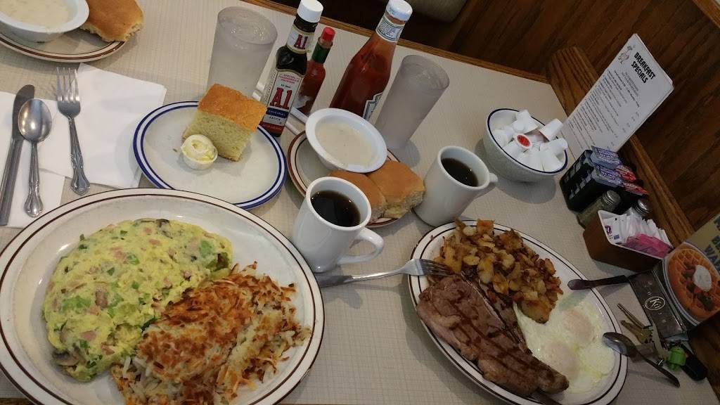 First Street Family Restaurant | restaurant | 2025 First St, Simi Valley, CA 93065, USA | 8055810447 OR +1 805-581-0447