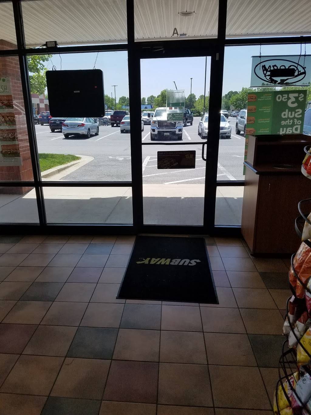 Subway Restaurants | restaurant | 703 Lisbon Center Dr Suite A, Woodbine, MD 21797, USA | 4104896912 OR +1 410-489-6912