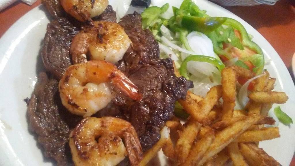 Playa Azul | restaurant | 701 E 30th Ave, Hutchinson, KS 67502, USA | 6206637004 OR +1 620-663-7004