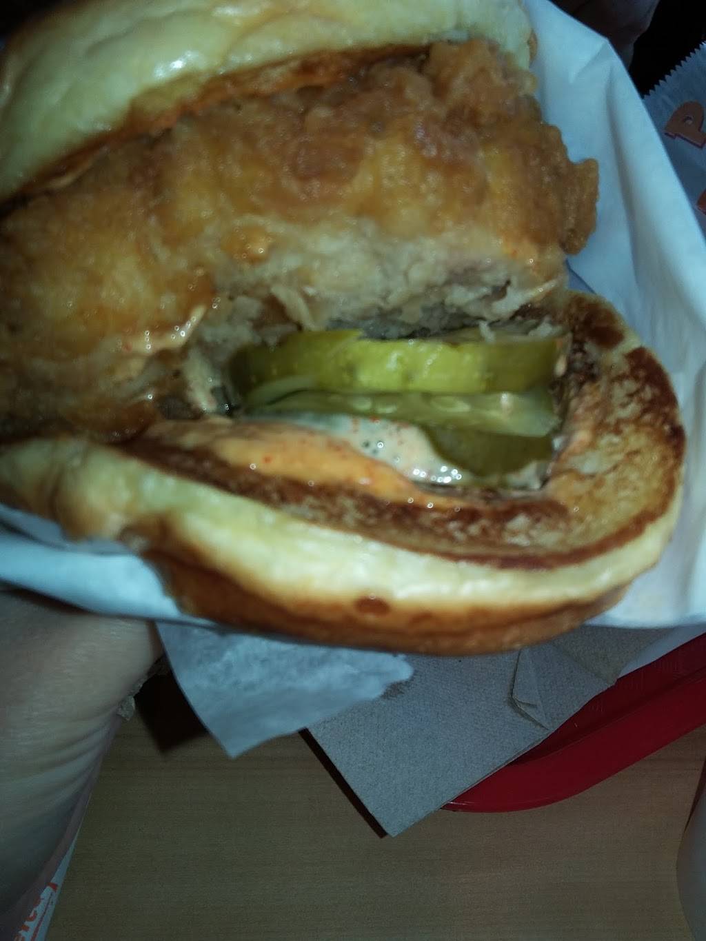 Popeyes Louisiana Kitchen | restaurant | 6130 FL-100, Palm Coast, FL 32137, USA | 3863873311 OR +1 386-387-3311