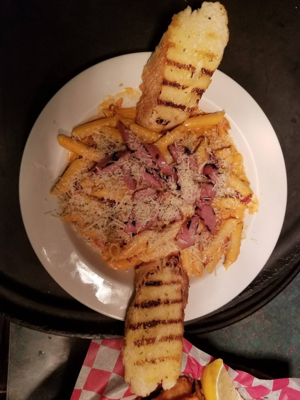 Sportsmans Bar | restaurant | 30 State Rd, Newaygo, MI 49337, USA | 2316527074 OR +1 231-652-7074