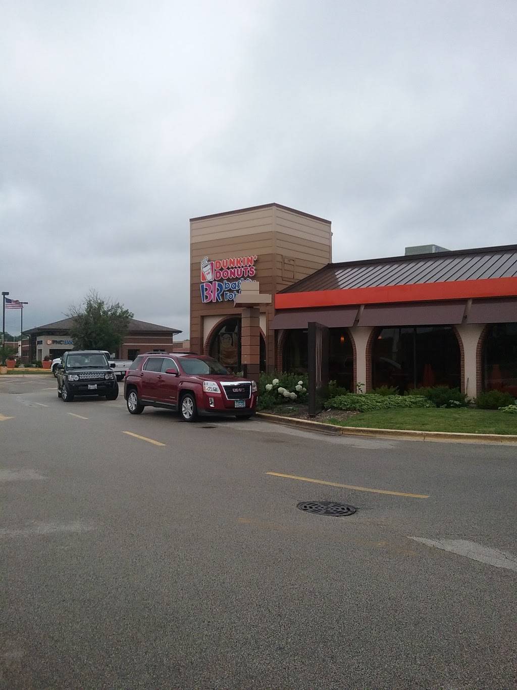 Dunkin Donuts | cafe | 499 Lake Cook Rd, Deerfield, IL 60015, USA | 8472726100 OR +1 847-272-6100