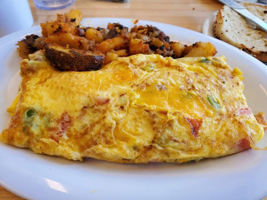 Bagel Bar East | bakery | 1990 NE 123rd St, North Miami, FL 33181, USA | 3058957022 OR +1 305-895-7022