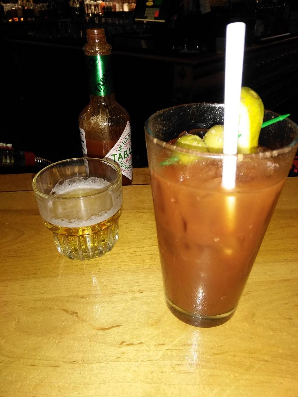 Club Paragon | restaurant | 3578 S 108th St, Greenfield, WI 53228, USA | 4145419270 OR +1 414-541-9270