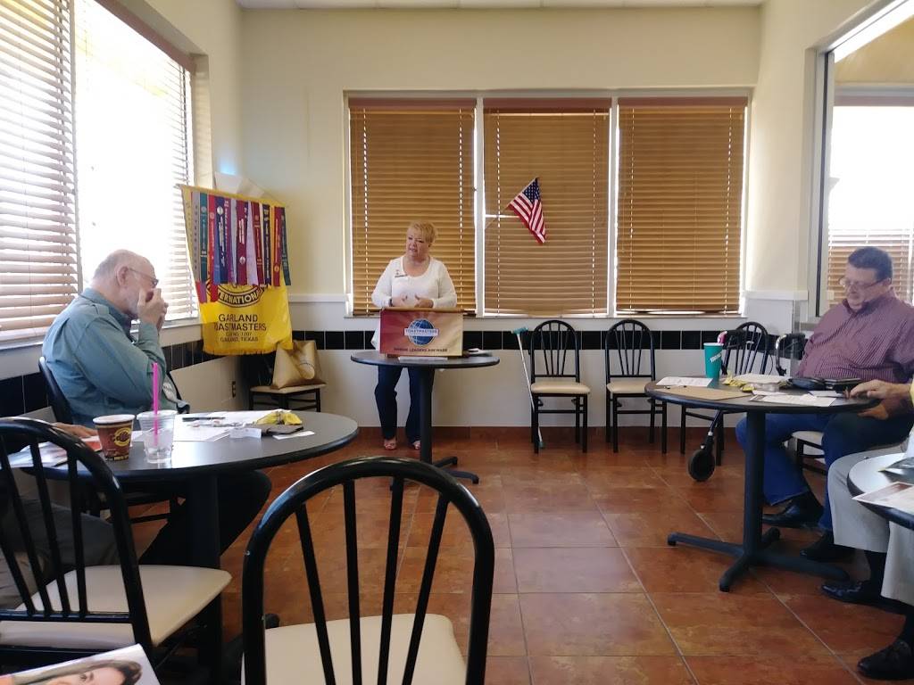 Braums Ice Cream & Burger Restaurant | restaurant | 5435 Broadway Blvd, Garland, TX 75043, USA | 9722713163 OR +1 972-271-3163