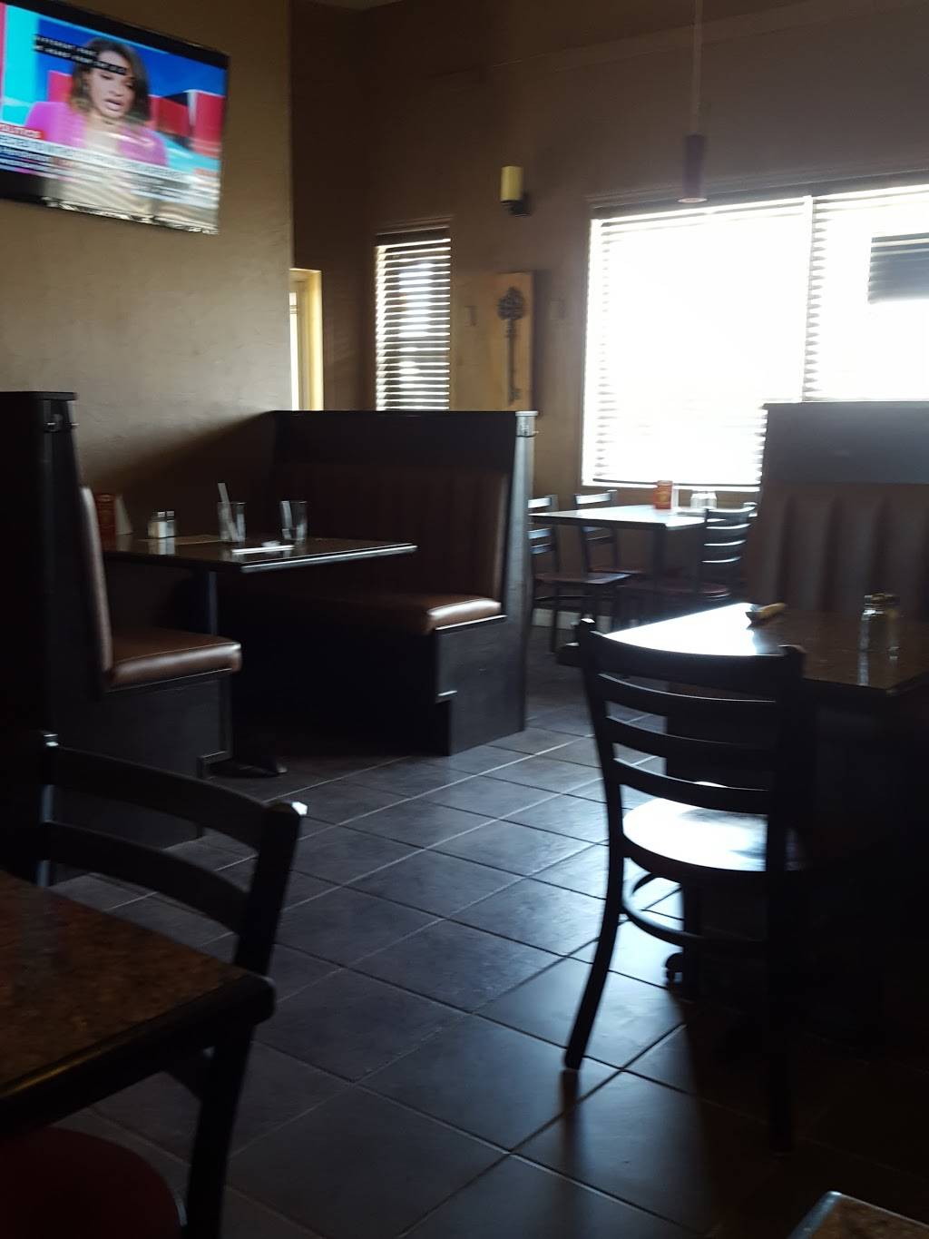 Zaytoun | restaurant | 5965 Malden Rd, Windsor, ON N9H 1S6, Canada | 5199155990 OR +1 519-915-5990