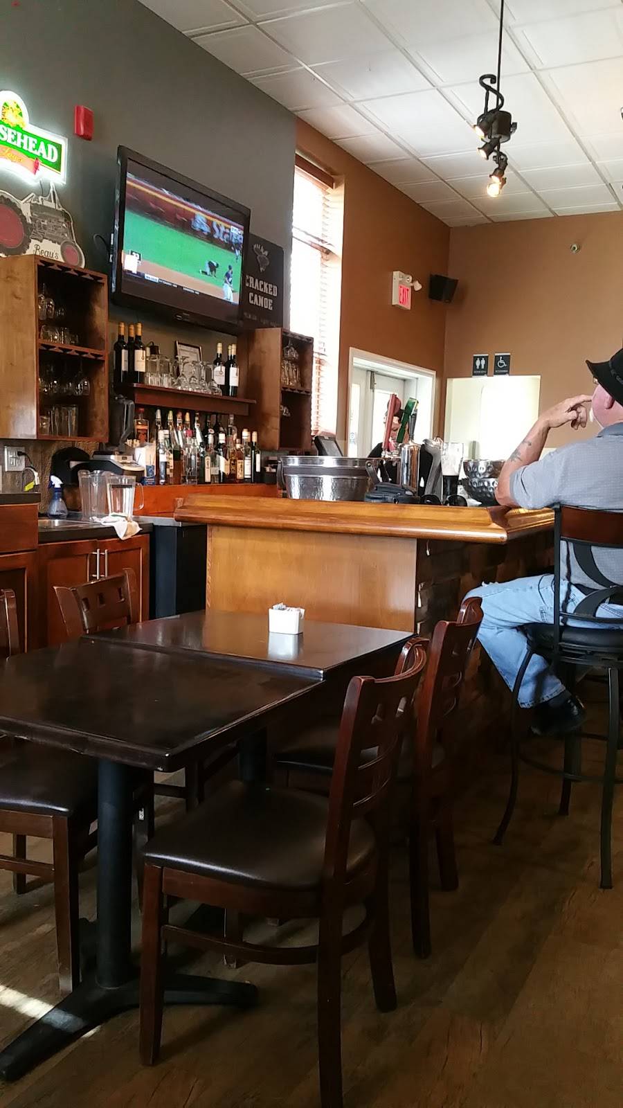 Apollos Pizzeria | restaurant | 92 Bridge St E, Campbellford, ON K0L 1L0, Canada | 7056531414 OR +1 705-653-1414