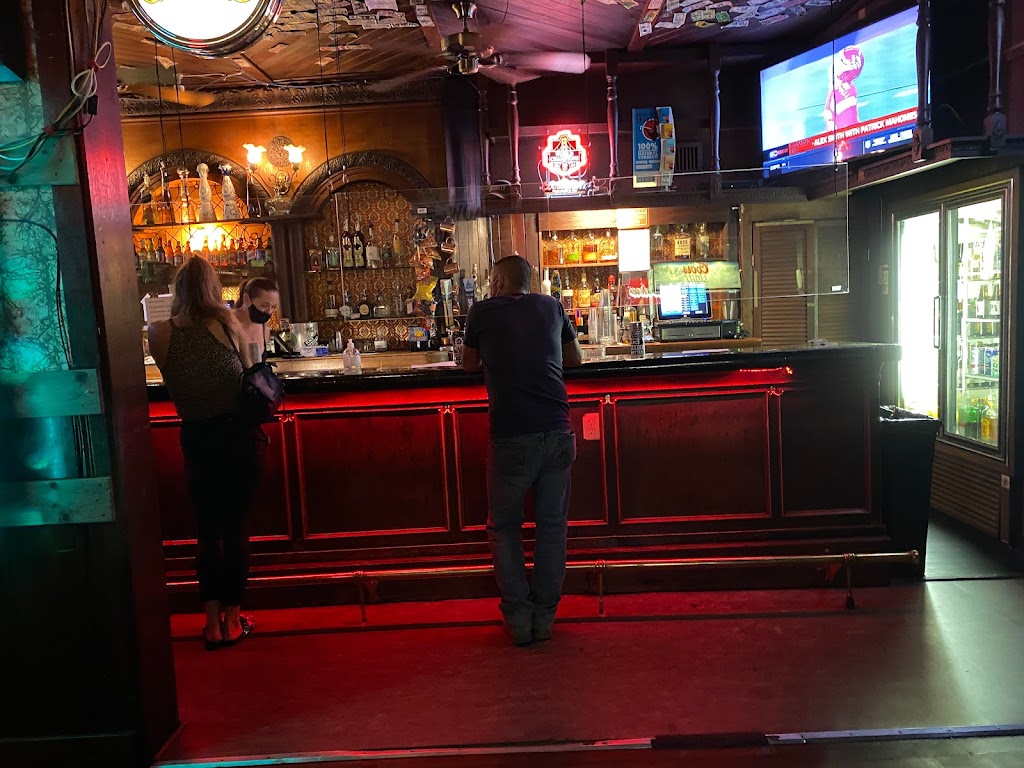 Brass Rail Bar & Grill | restaurant | 3188 Redwood Dr, Redway, CA 95560, USA | 7079233188 OR +1 707-923-3188