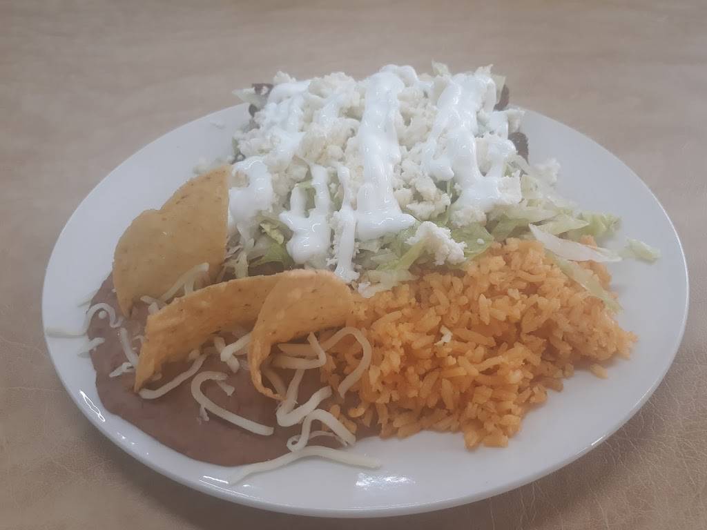 Los Cuates de Juanitas | restaurant | 2757 W 71st St #2759, Chicago, IL 60629, USA | 7734982254 OR +1 773-498-2254