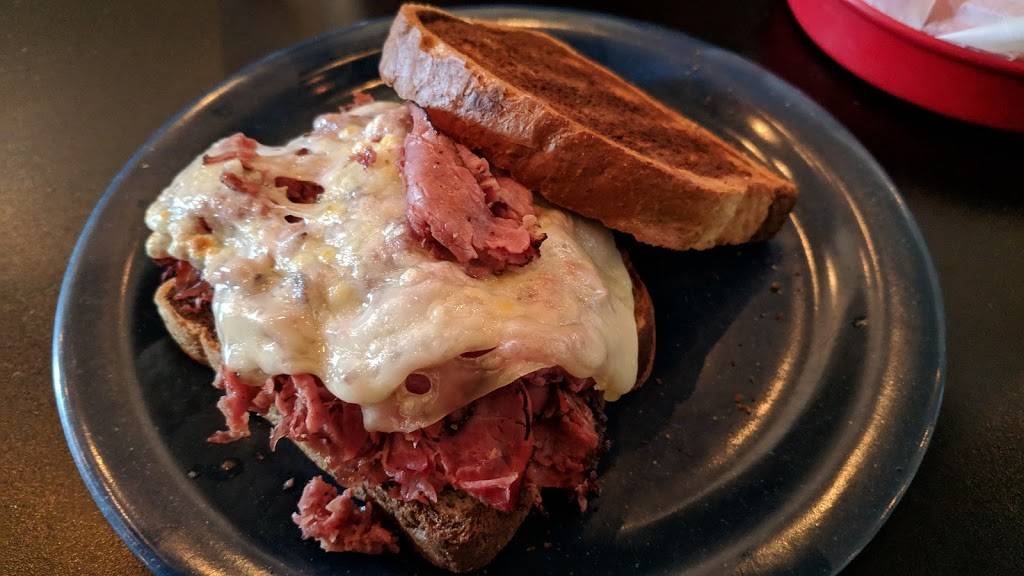 Phat Fish | restaurant | 57 Main St, Plymouth, NH 03264, USA | 6039604757 OR +1 603-960-4757