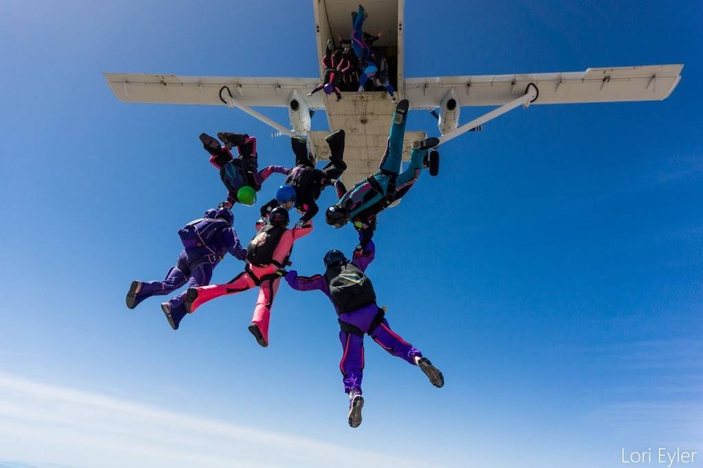 Skydive Perris | restaurant | 2091 Goetz Rd, Perris, CA 92570, USA | 9516571664 OR +1 951-657-1664