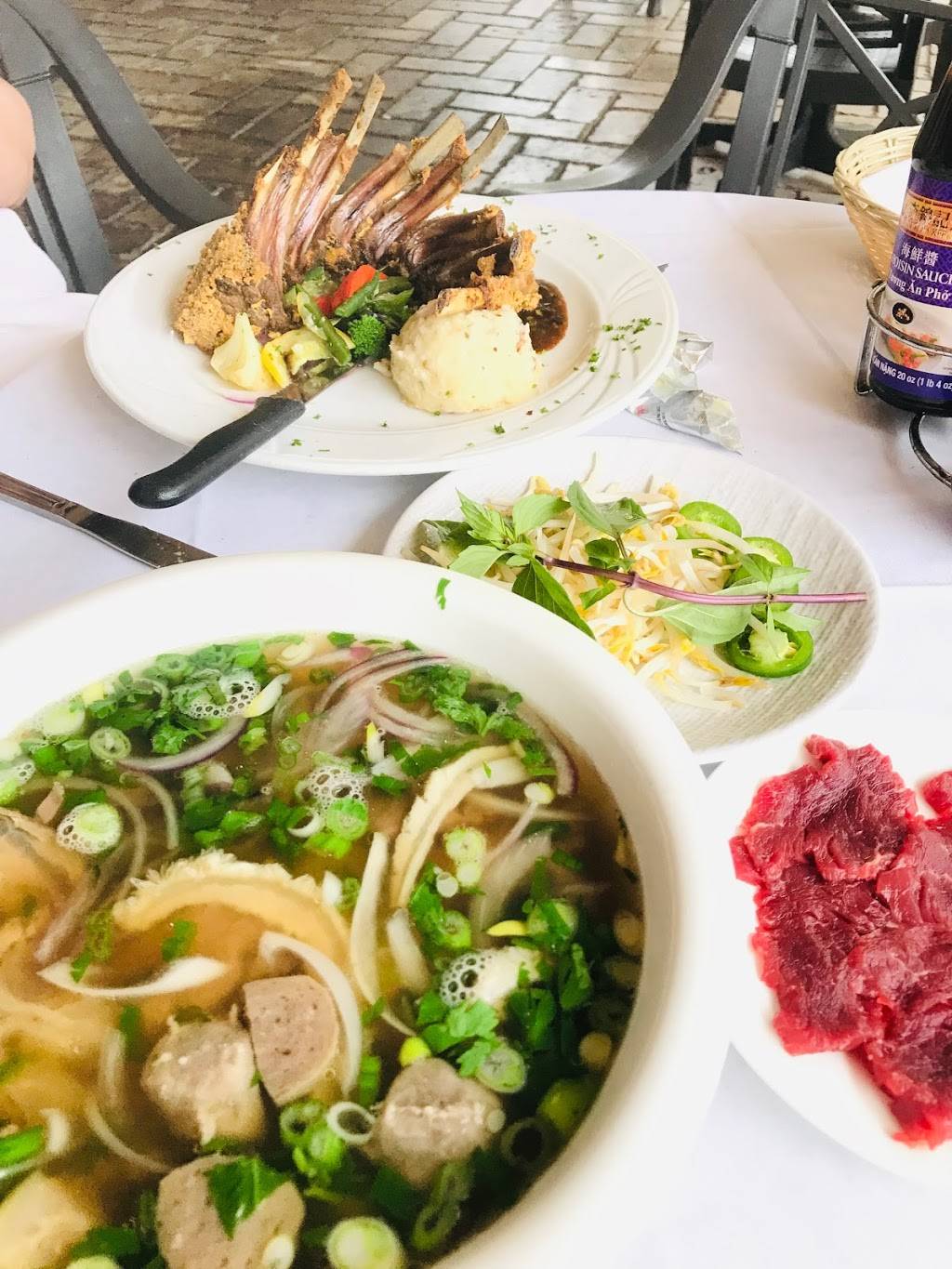 Saigon Paris Bistro | restaurant | 12995 S Cleveland Ave Suite #118, Fort Myers, FL 33907, USA | 2399362233 OR +1 239-936-2233