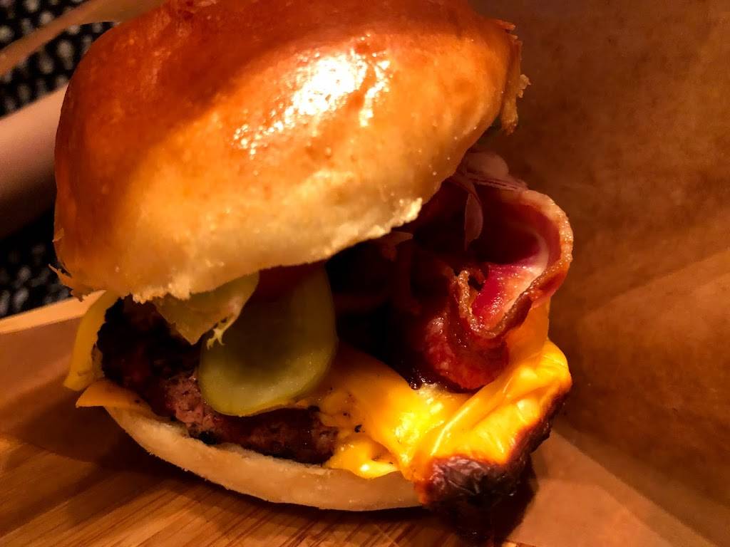 Jack Saloon St-Georges de Beauce | restaurant | 11638 1ᴱ Avenue, Saint-Georges, QC G5Y 2C8, Canada | 4182304114 OR +1 418-230-4114