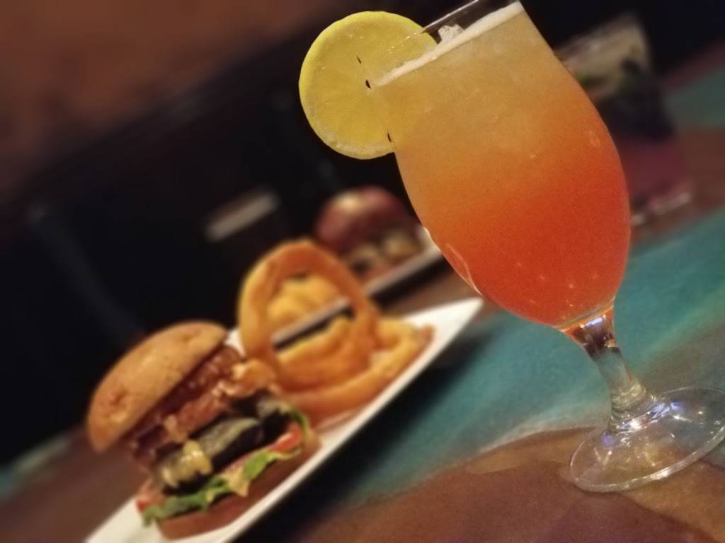 The Burger Bar & Tap | restaurant | 5516 Fenton Rd, Flint, MI 48507, USA | 8104842200 OR +1 810-484-2200