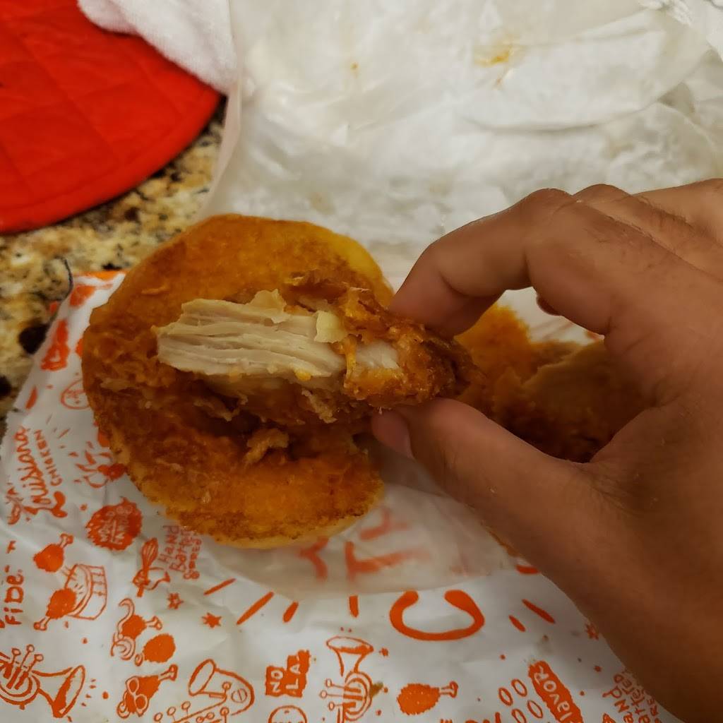 Popeyes Louisiana Kitchen | restaurant | 4020 Convoy St, San Diego, CA 92111, USA | 8583338108 OR +1 858-333-8108